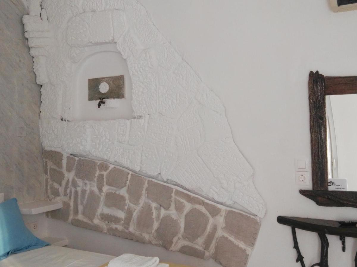 Moments Rooms Adamantas  Exterior photo