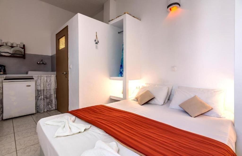 Moments Rooms Adamantas  Exterior photo